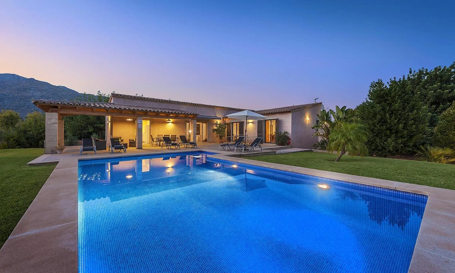 פוינסה Villa La Sort ספרד