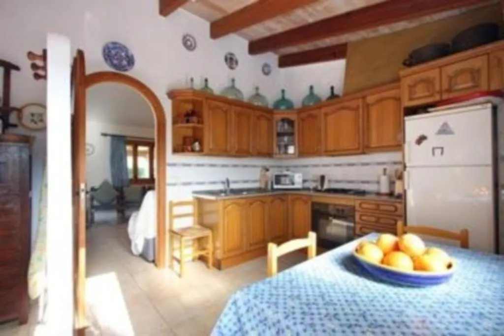 פוינסה Villa La Sort